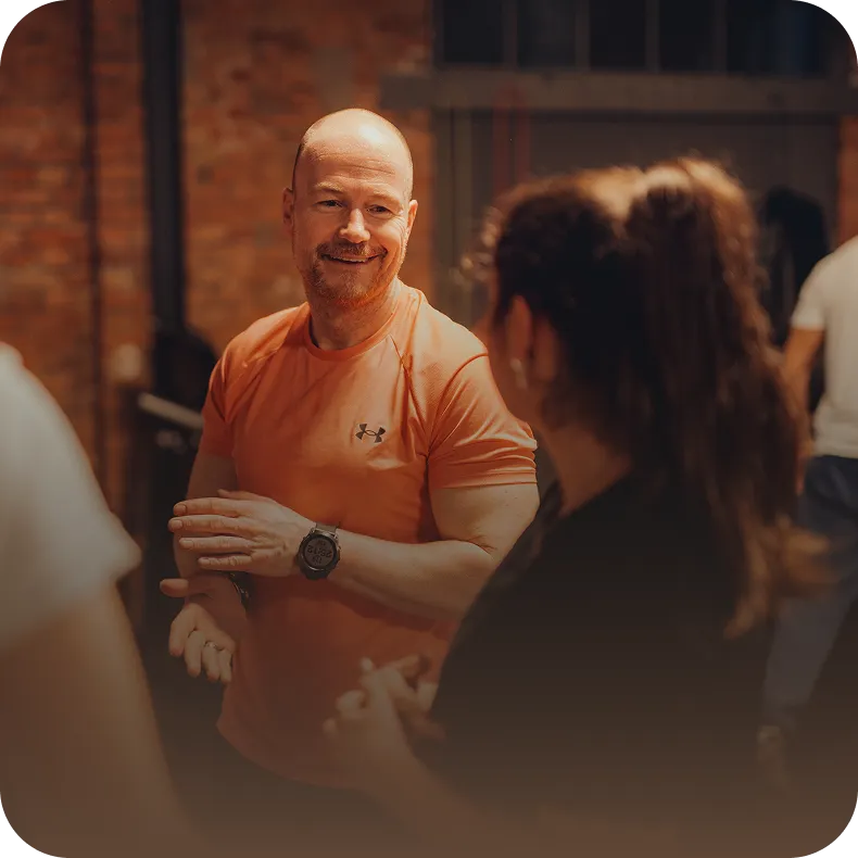 Team beim gemeinsamen Training im Peoples Fitness Studio