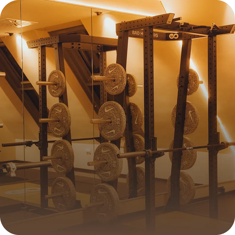 High-End Trainingsbereiche im peoples Fitness Club Bad Homburg – Premium Equipment